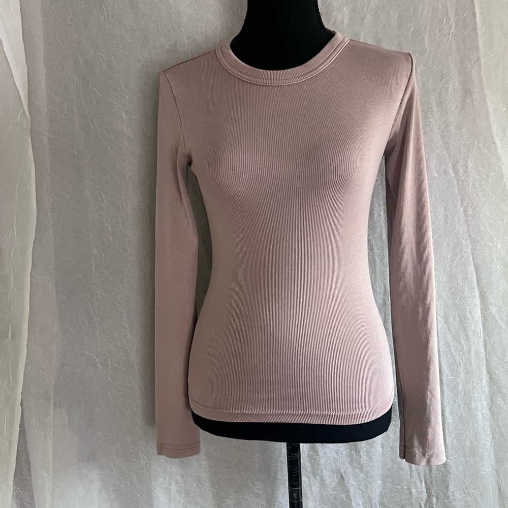 Zara Long-Sleeve Ribbed Crewneck Top - Blush Pink